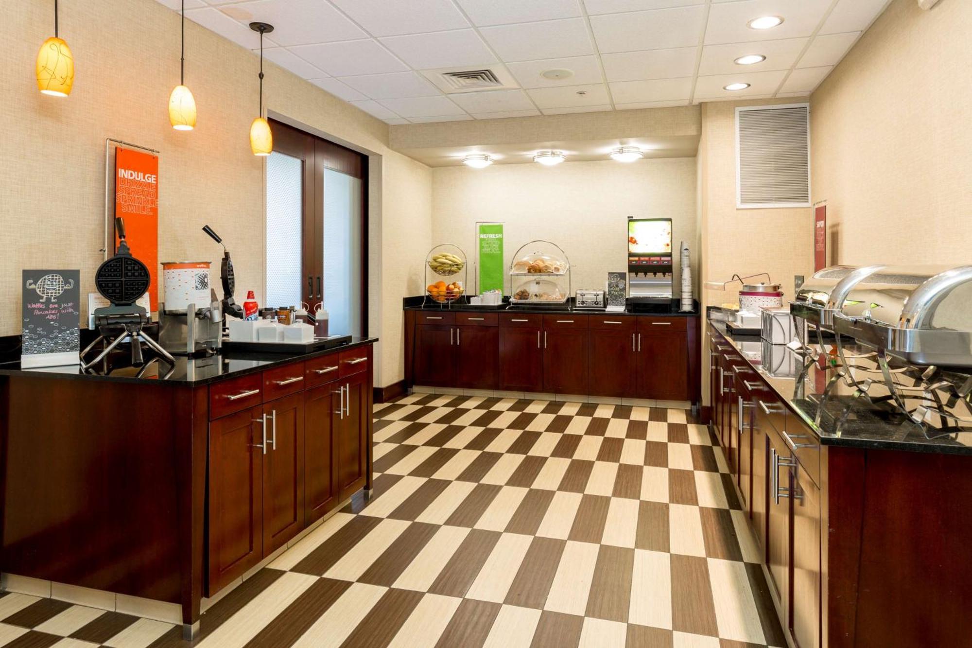 Hampton Inn Santa Barbara/Goleta Bagian luar foto