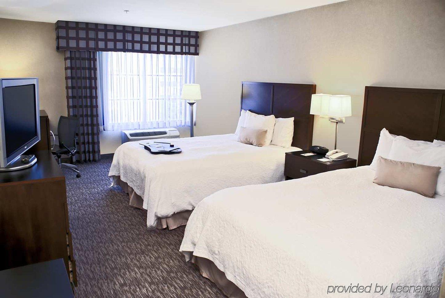 Hampton Inn Santa Barbara/Goleta Bagian luar foto