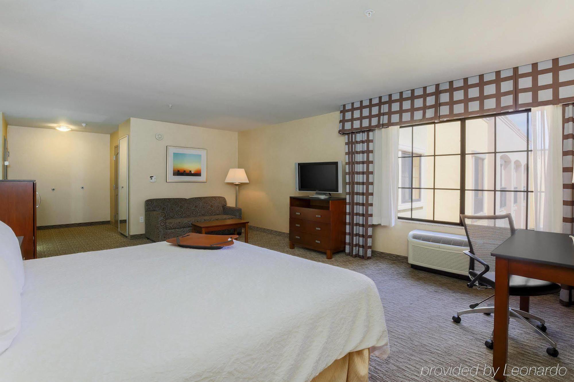 Hampton Inn Santa Barbara/Goleta Bagian luar foto