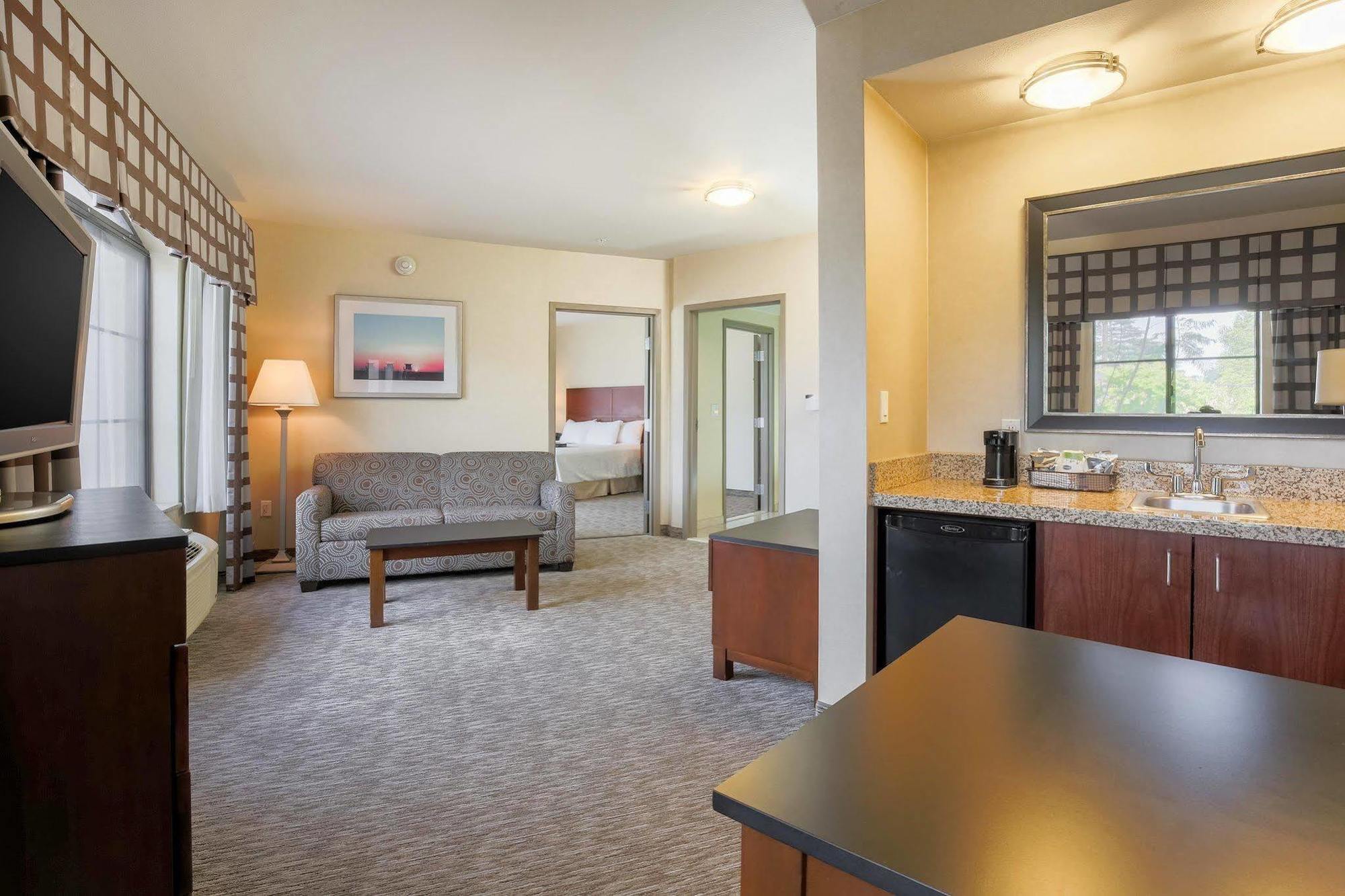 Hampton Inn Santa Barbara/Goleta Bagian luar foto